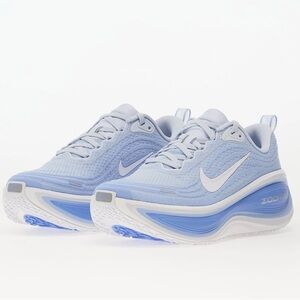 Brand New Nike Women’s Vomero Plus Light Gray and Blue Running Shoes size 8.5